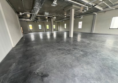 lokal na wynajem - Wielka Wieś, Modlniczka